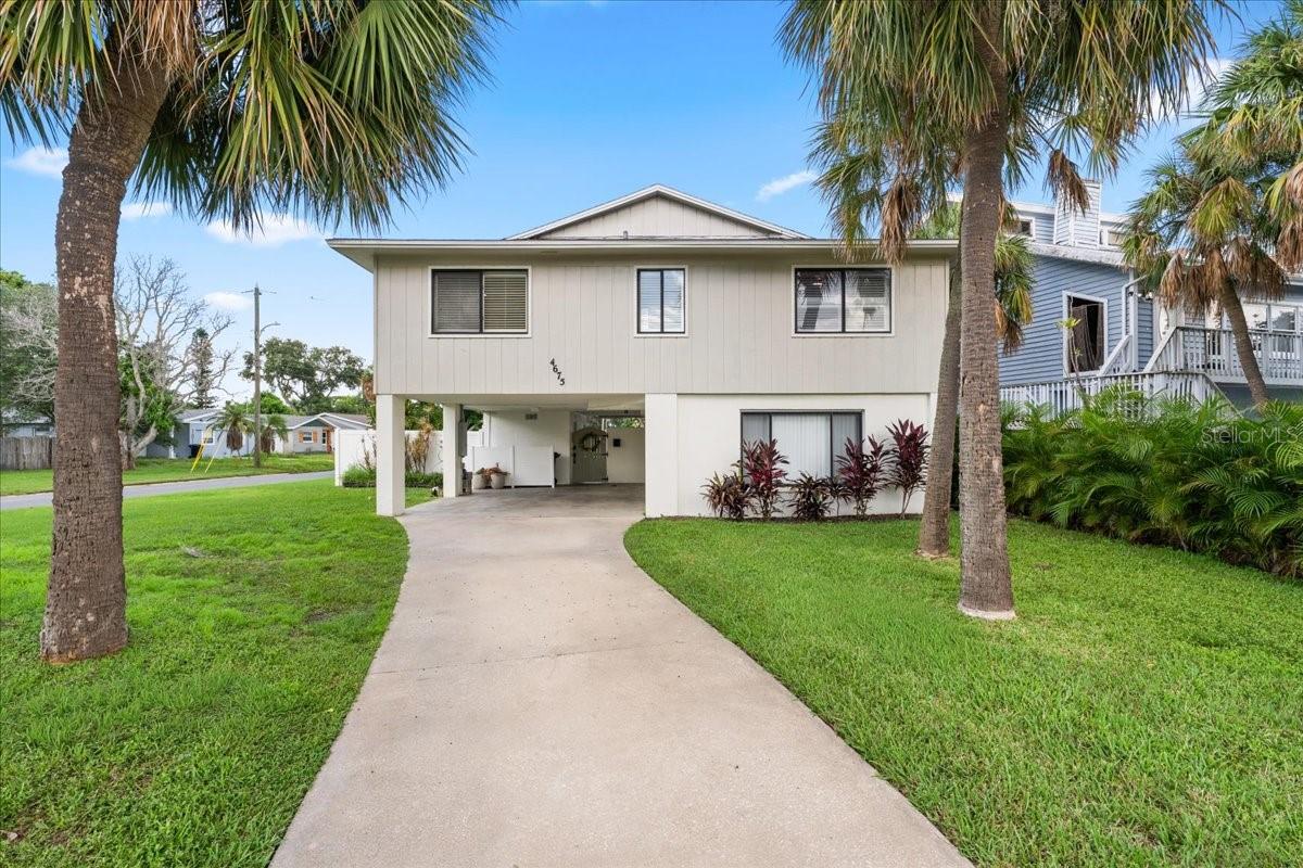Photo 1 of Single family home for sale at 4675 Chancellor Cir Ne, Saint Petersburg, FL 33703 | MLS# TB8544942 | Listing updated on 2026-09-05