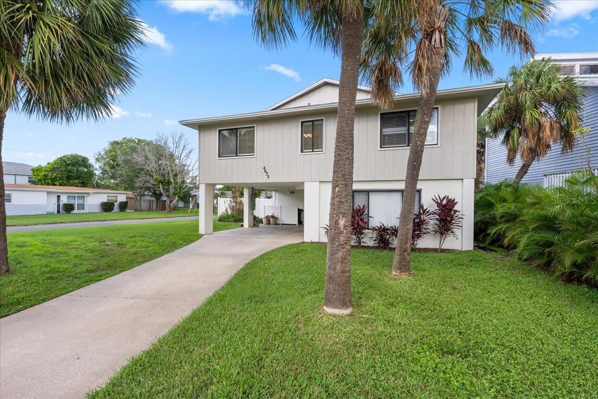 Photo 3 of Single family home for sale at 4675 Chancellor Cir NE, Saint Petersburg, FL 33703 | MLS# TB8544942 | Listing updated on 2026-09-05