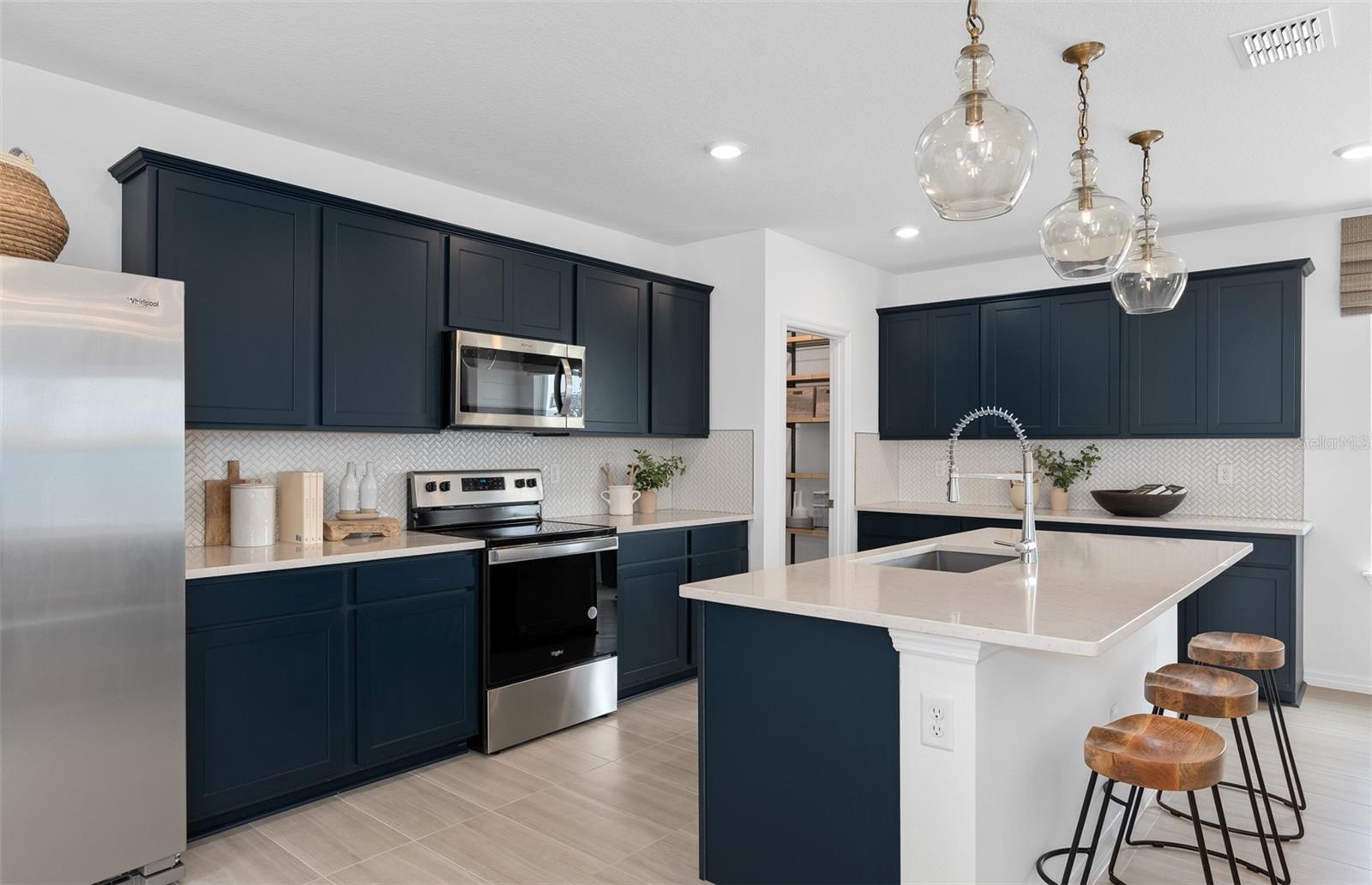Photo 4 of Single family home for sale at 5064 Shrub Leaf Aly, Saint Cloud, FL 34771 | MLS# O6438621 | Listing updated on 2026-09-03
