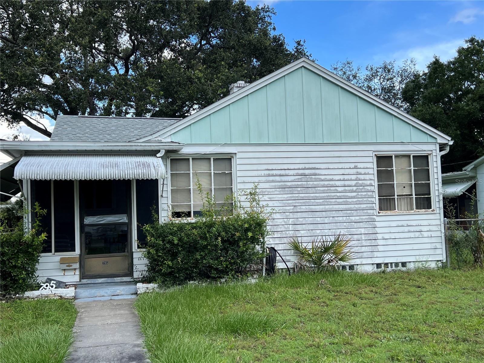 Photo 1 of Single family home for sale at 795 47th Avenue N, Saint Petersburg, FL 33703 | MLS# TB8544963 | Listing updated on 2026-09-05