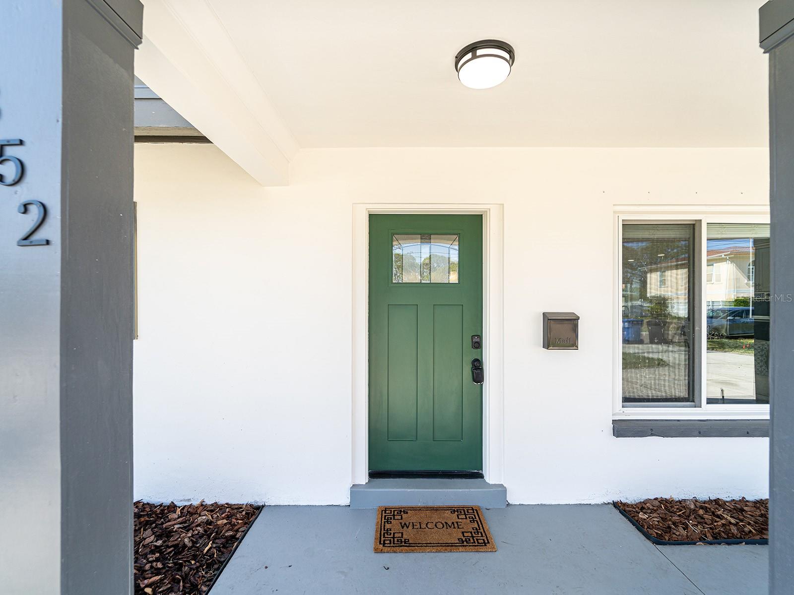 Photo 4 of Single family home for sale at 352 79th Avenue NE, Saint Petersburg, FL 33702 | MLS# TB8544967 | Listing updated on 2026-09-03