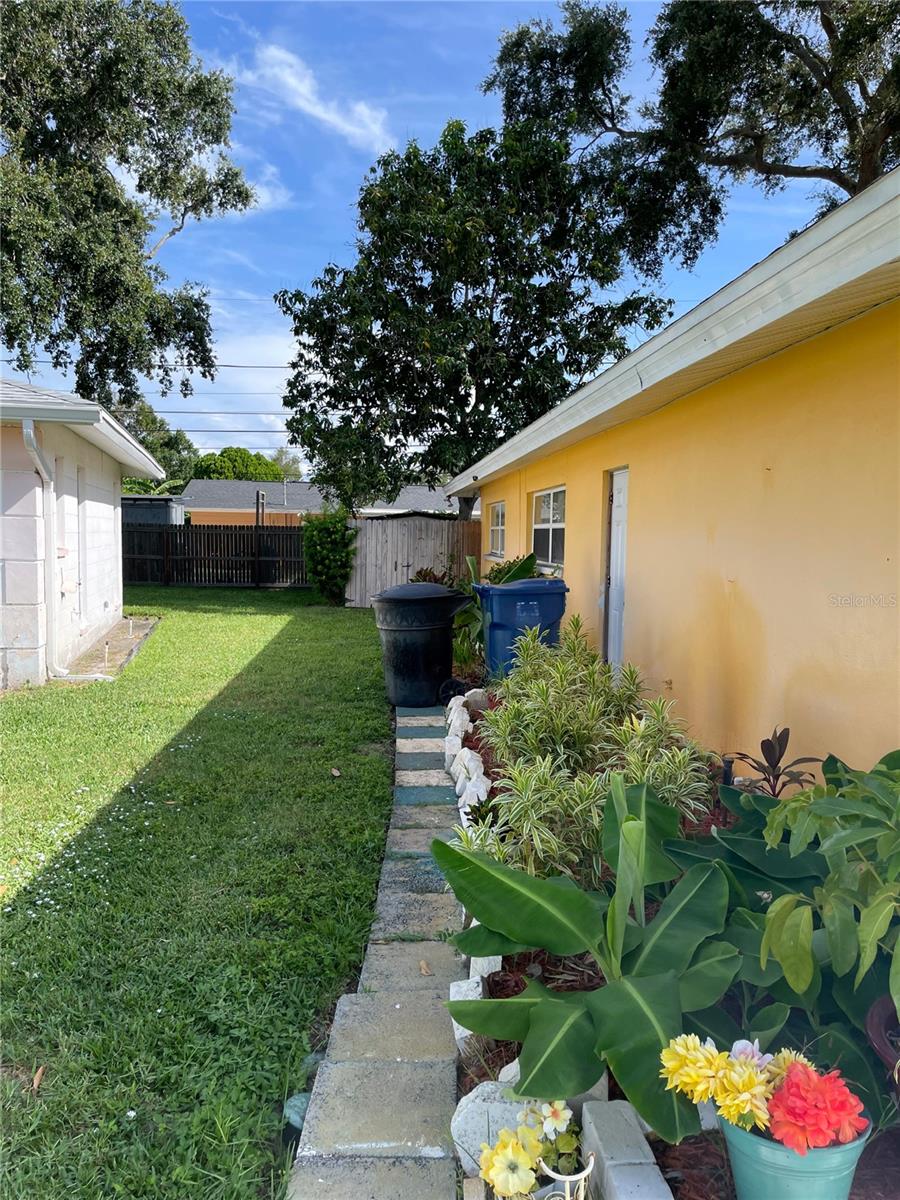 Photo 22 of Single family home for sale at 1453 62nd Terrace S, Saint Petersburg, FL 33705 | MLS# TB8544978 | Listing updated on 2026-09-02
