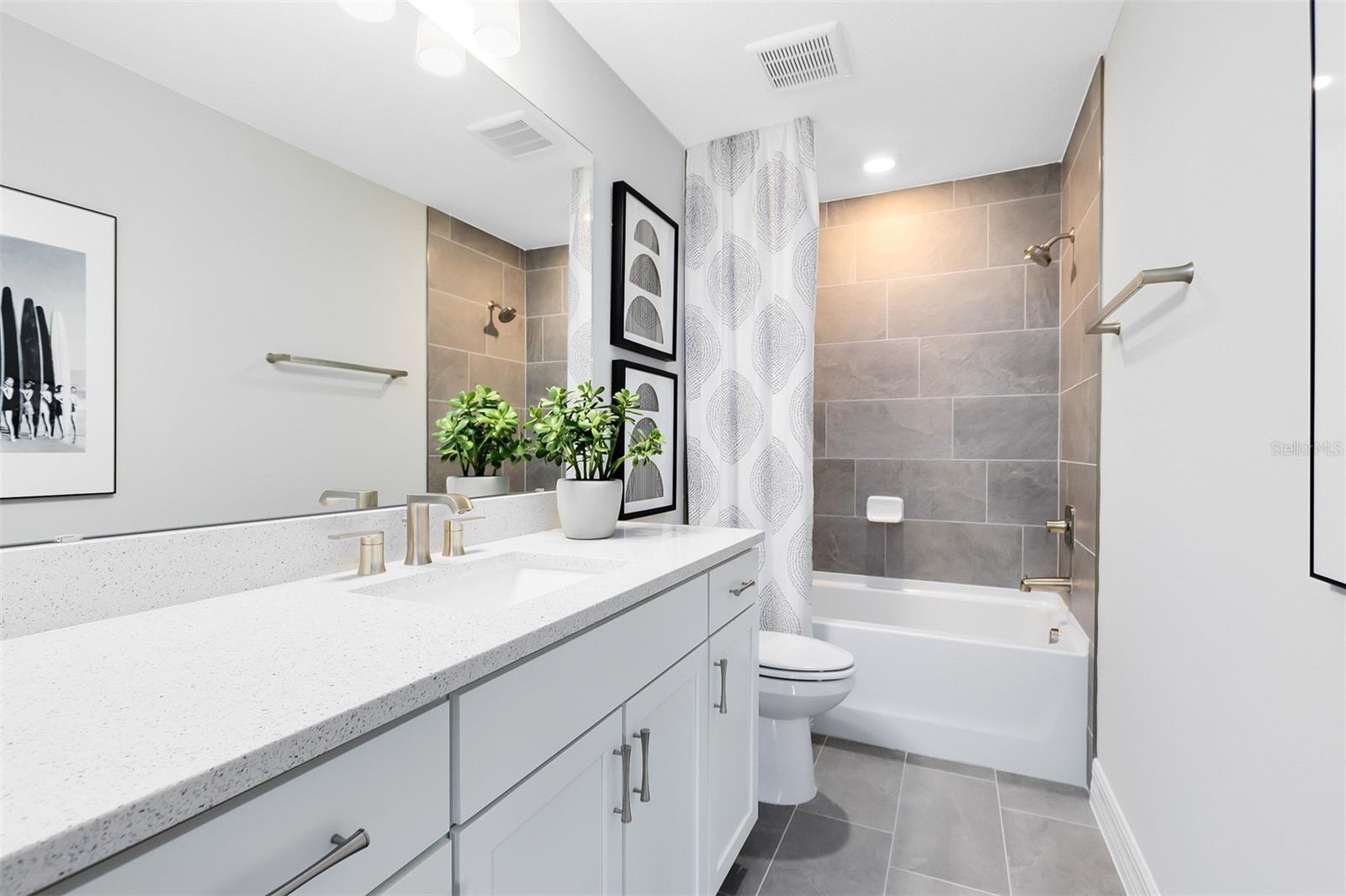 Photo 25 of Single family home for sale at 2204 Branched Oak Rd, Saint Cloud, FL 34771 | MLS# O6438659 | Listing updated on 2026-09-03
