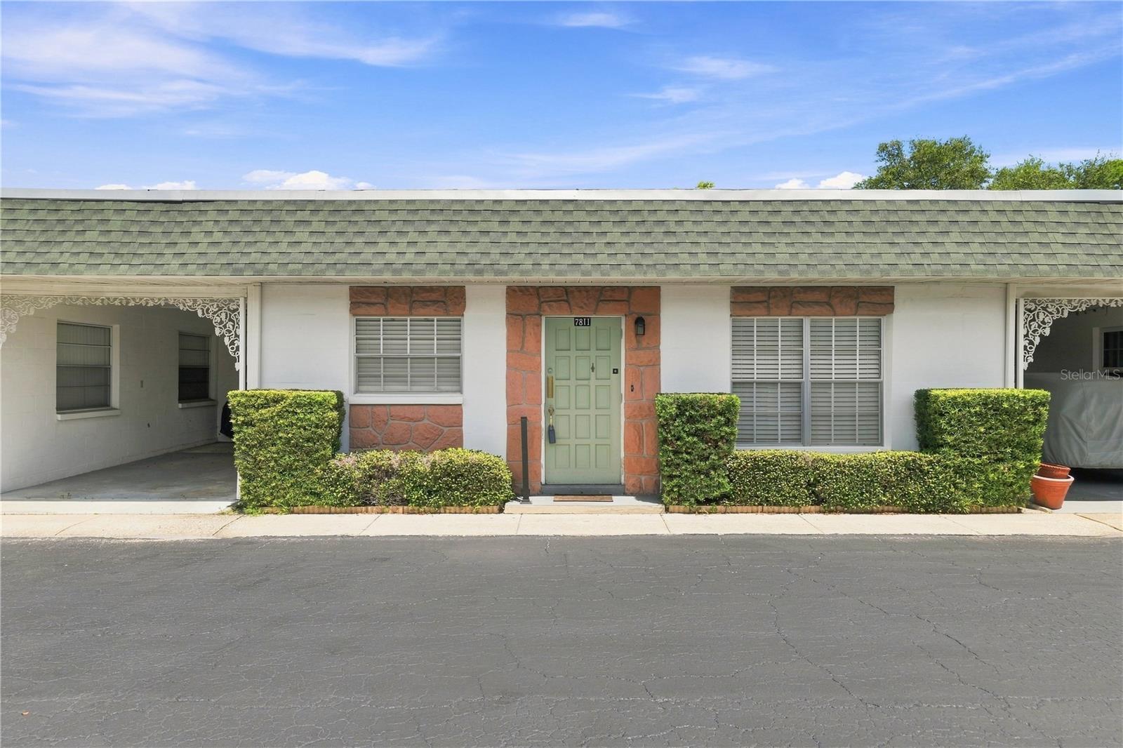 Photo 1 of Single family home for sale at 7811 39th Terrace N, Saint Petersburg, FL 33709 | MLS# TB8545072 | Listing updated on 2026-09-04