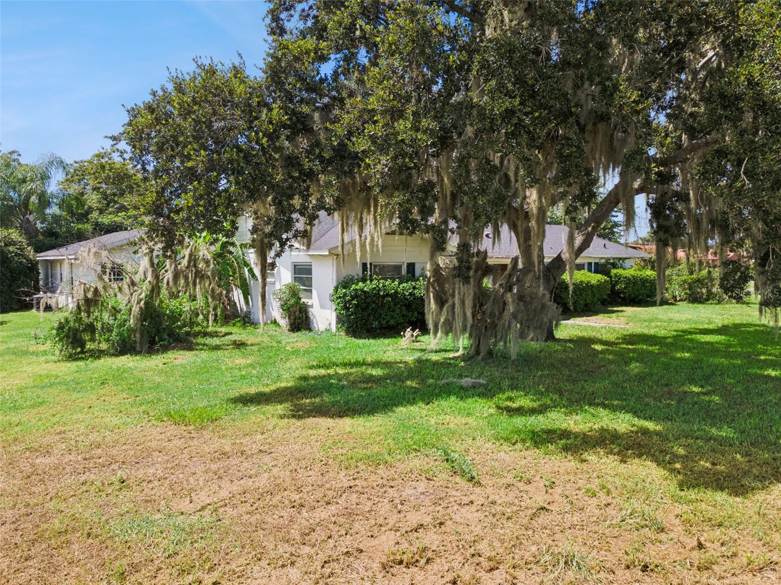Photo 5 of Single family home for sale at 1100 Mount Pisgah Rd, Fort Meade, FL 33841 | MLS# O6438776 | Listing updated on 2026-09-04
