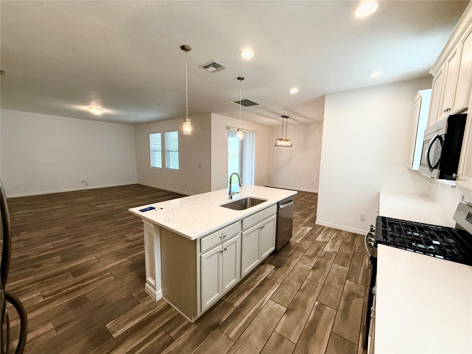Photo 5 of Single family home for sale at 15124 Lemon Peel Aly, Winter Garden, FL 34787 | MLS# O6438797 | Listing updated on 2026-09-03