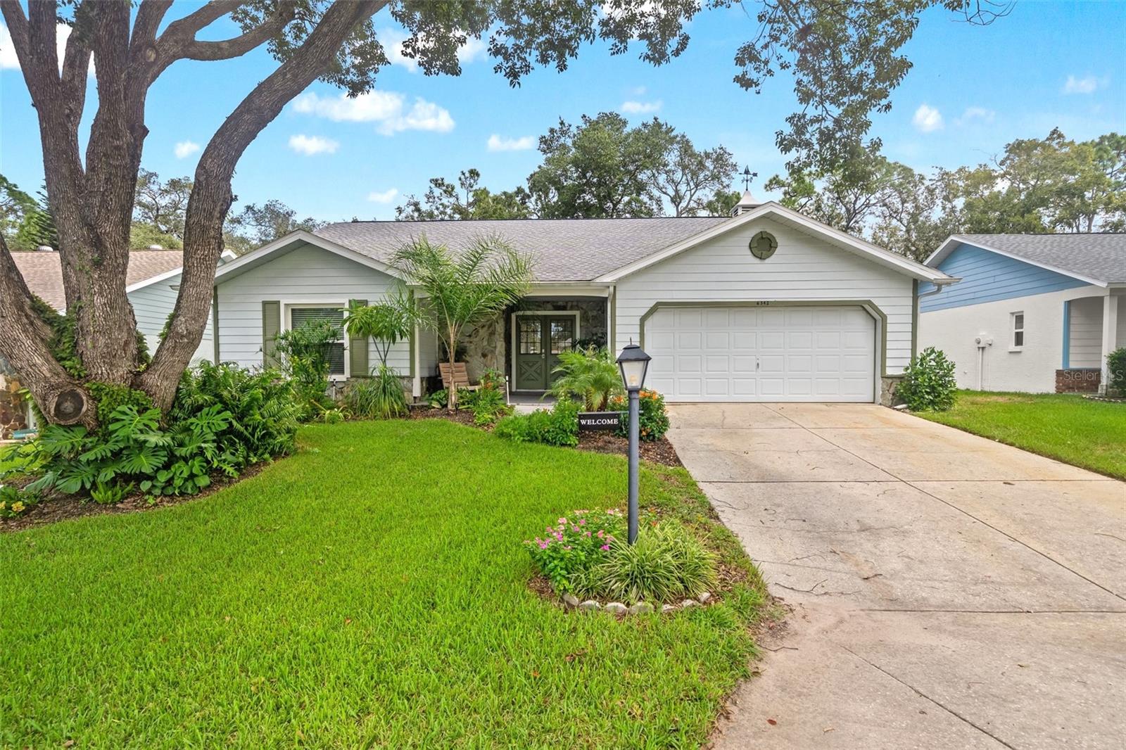 Photo 2 of Single family home for sale at 6342 Pine Meadows Dr, Spring Hill, FL 34606 | MLS# W7889172 | Listing updated on 2026-09-02