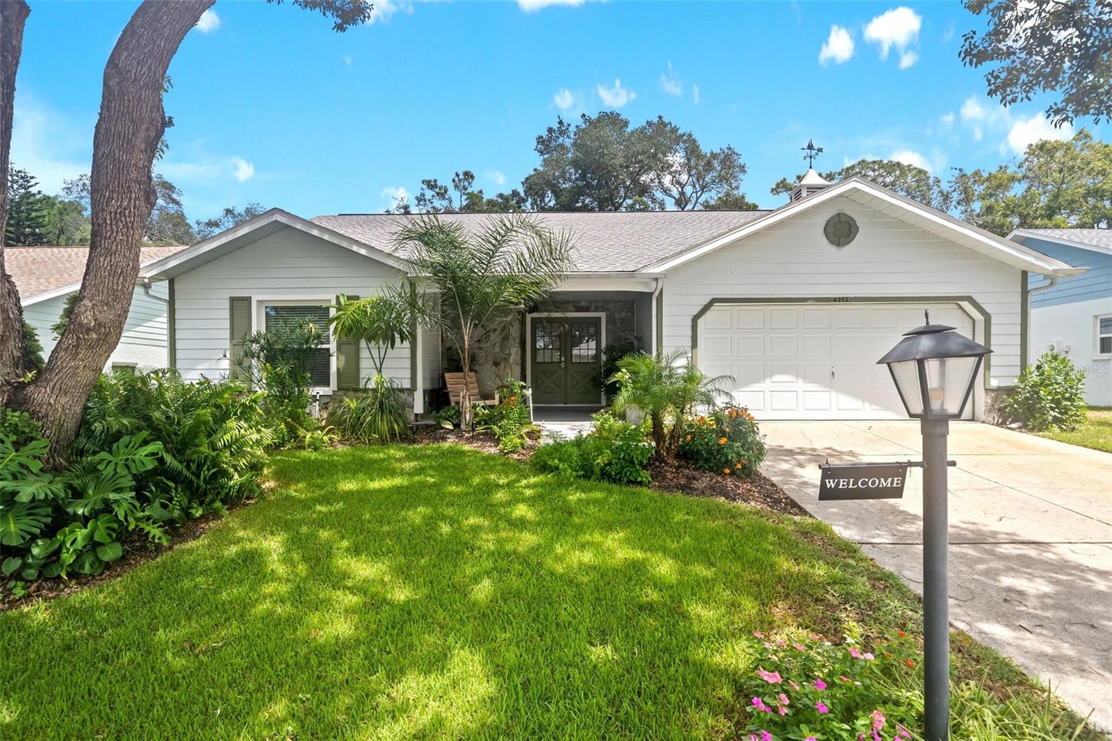Photo 3 of Single family home for sale at 6342 Pine Meadows Dr, Spring Hill, FL 34606 | MLS# W7889172 | Listing updated on 2026-09-03