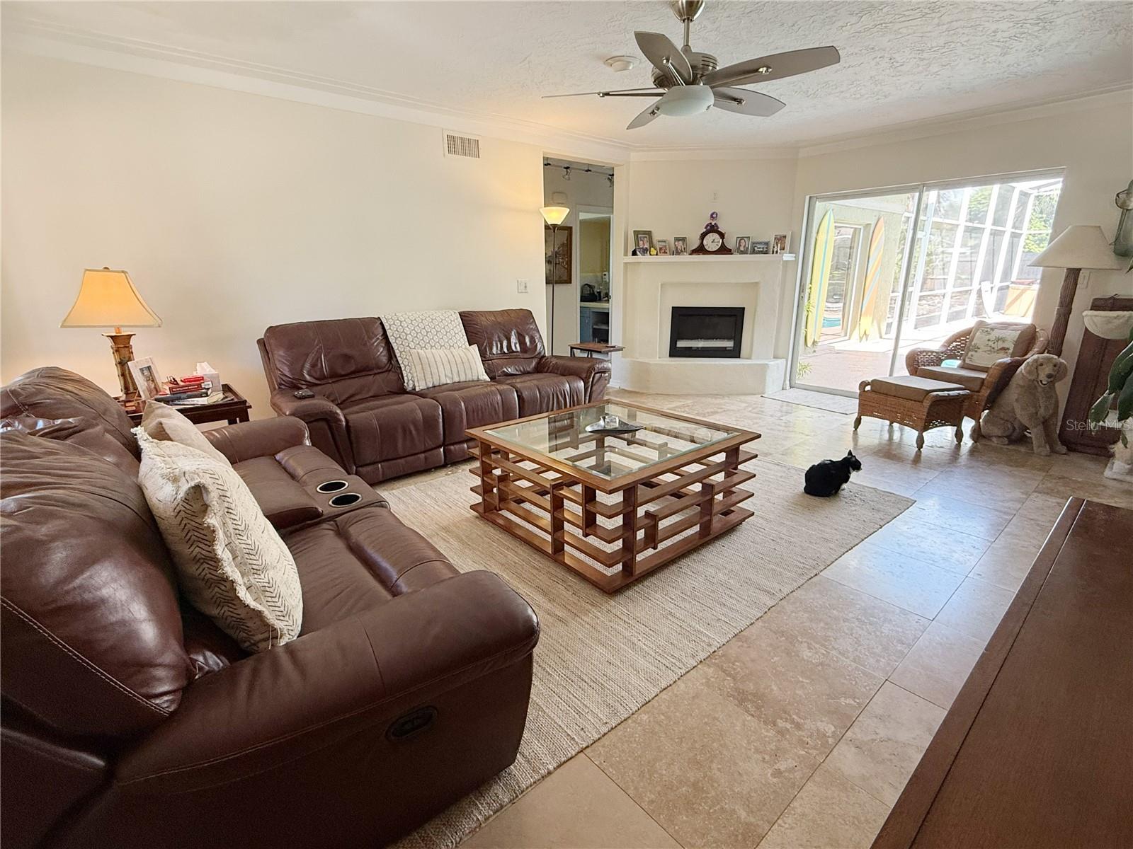 Photo 5 of Single family home for sale at 5541 Cape Aqua Dr, Sarasota, FL 34242 | MLS# A4704963 | Listing updated on 2026-09-04