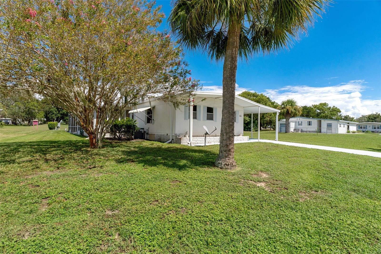 Photo 2 of Manufactured home for sale at 8164 Highpoint Blvd, Brooksville, FL 34613 | MLS# TB8545307 | Listing updated on 2026-09-05