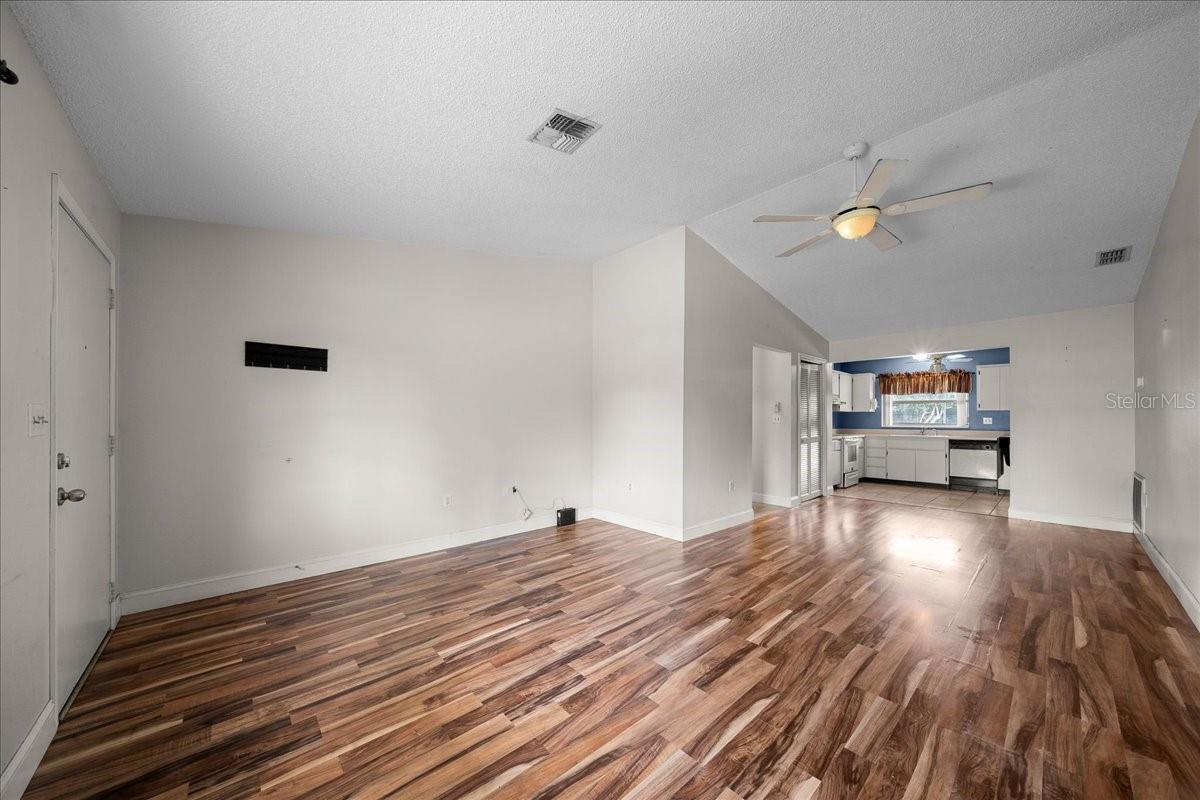 Photo 4 of Single family home for sale at 5346 Harbinger Rd, Spring Hill, FL 34608 | MLS# OM731660 | Listing updated on 2026-09-04