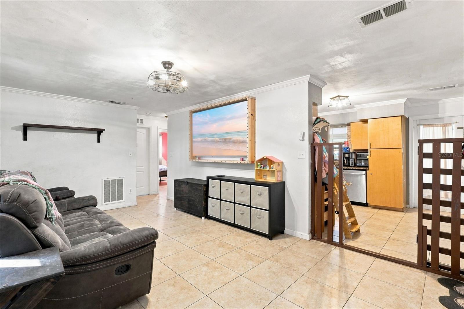 Photo 5 of Single family home for sale at 1842 India Palm Dr, Edgewater, FL 32141 | MLS# V4951121 | Listing updated on 2026-09-04