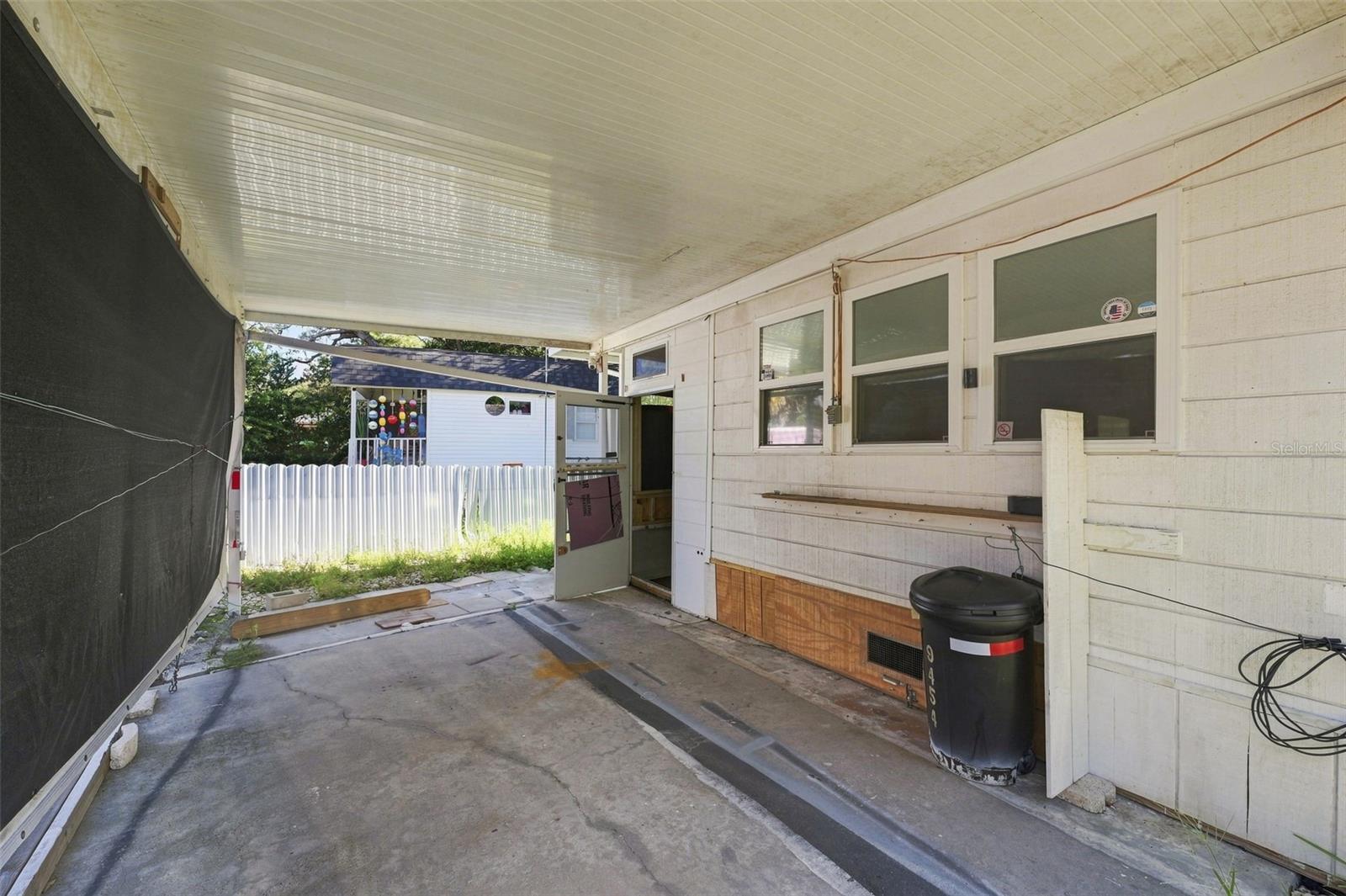 Photo 2 of Manufactured home for sale at 9454 Gray Fox Dr, Weeki Wachee, FL 34613 | MLS# W7889211 | Listing updated on 2026-09-05