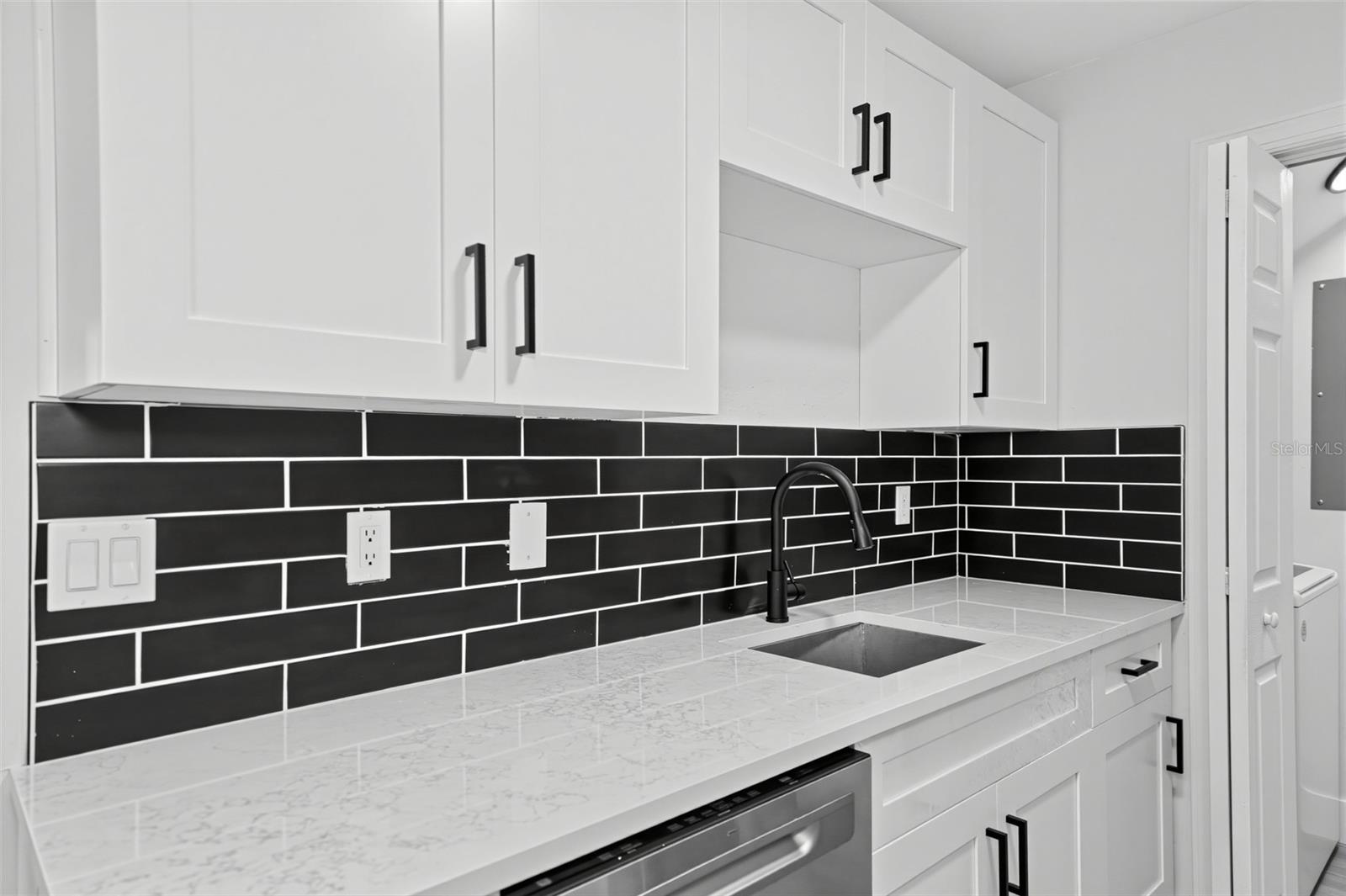 Photo 5 of Townhouse for sale at 2520 Graves Rd #102, Tallahassee, FL 32303 | MLS# O6439235 | Listing updated on 2026-09-04