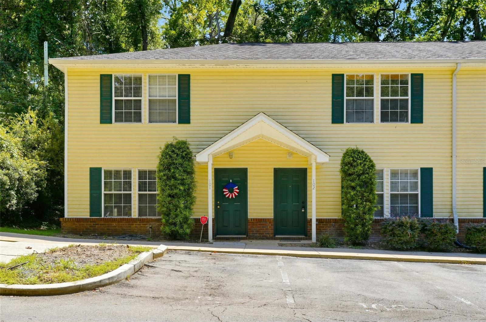 Photo 1 of Townhouse for sale at 2520 Graves Rd #102, Tallahassee, FL 32303 | MLS# O6439235 | Listing updated on 2026-09-04