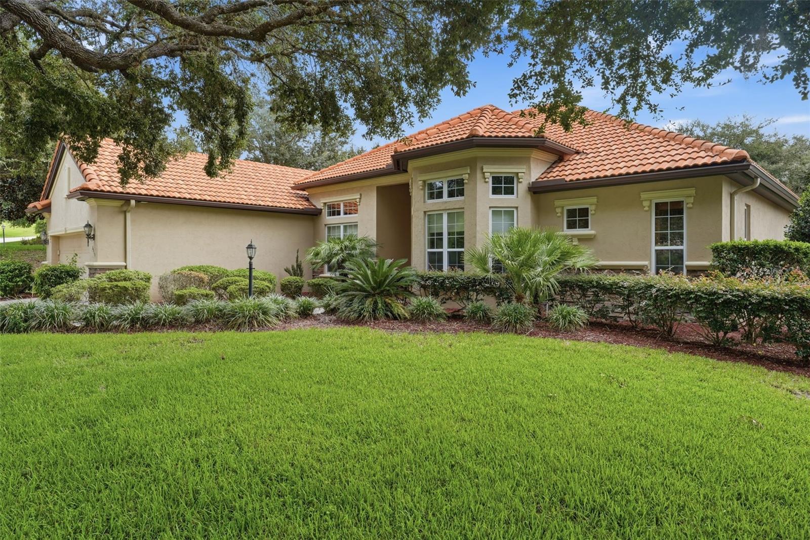 Photo 5 of Single family home for sale at 1910 N Eagle Chase Dr, Hernando, FL 34442 | MLS# OM731765 | Listing updated on 2026-09-05