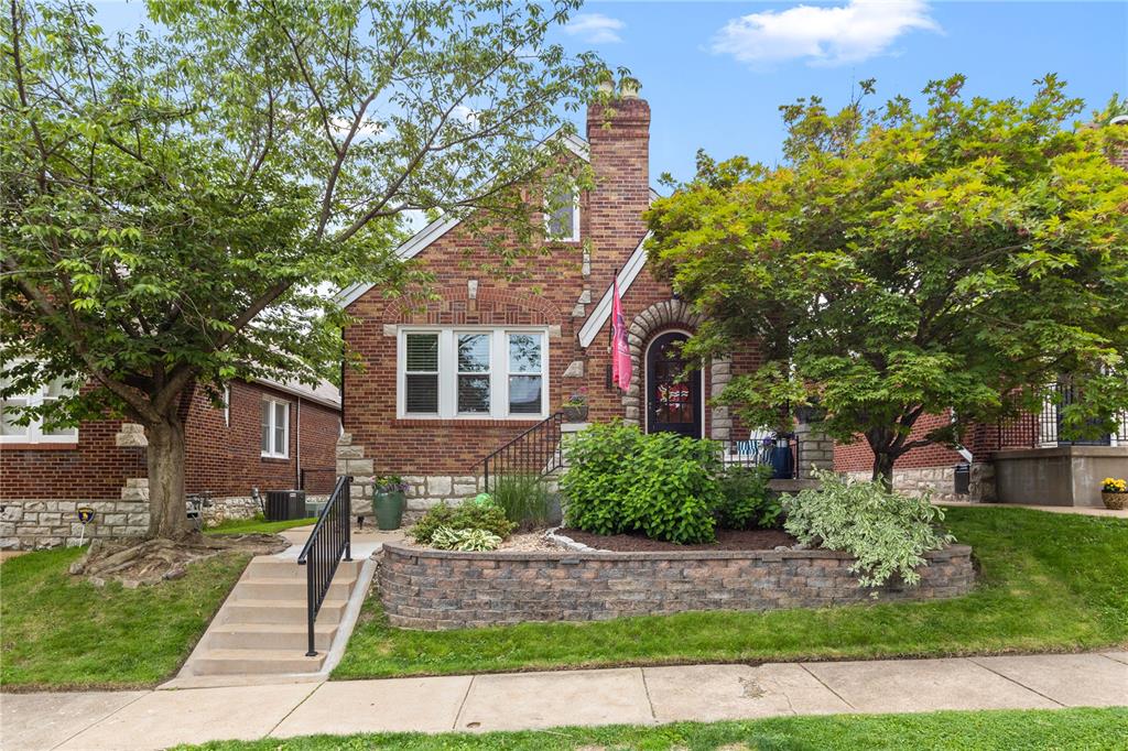 1st image of 6572 Mardel Ave, Saint Louis, MO 63109 | MLS# MIS25036117