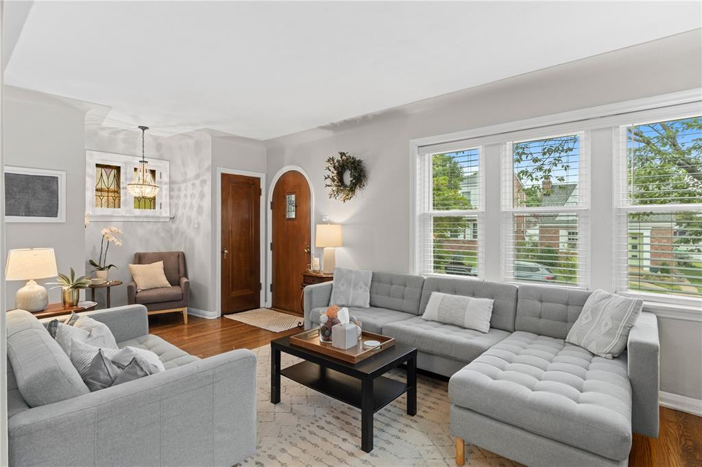 2nd image of 6572 Mardel Ave, Saint Louis, MO 63109 | MLS# MIS25036117