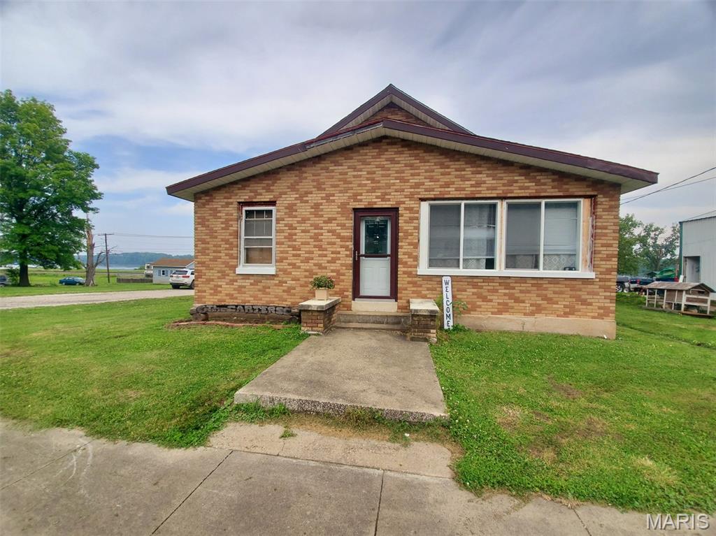 Homes for sale in La Grange, MO | 218 N Main St, La Grange, MO 63448 | MLS# MIS25039625