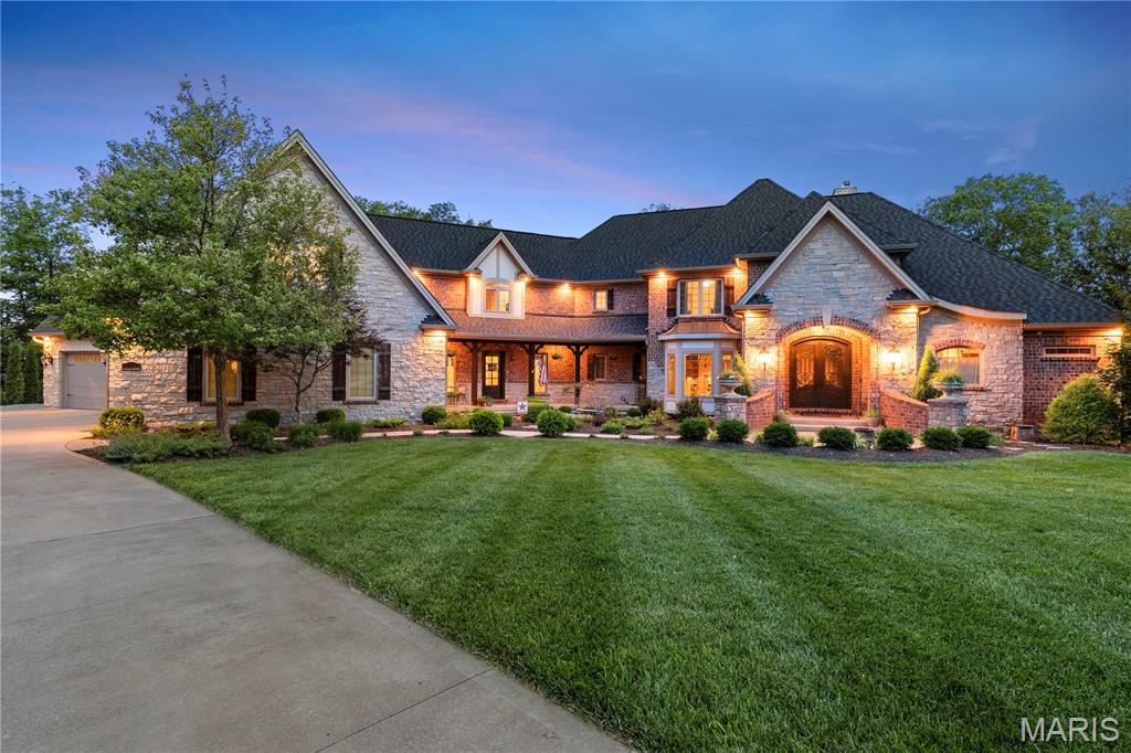 Homes for sale in Defiance, MO | 701 Crown Pointe Farms, Defiance, MO 63341 | MLS# MIS25040667