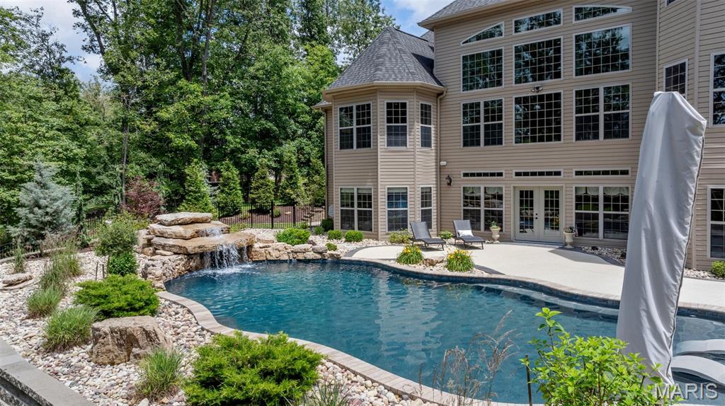 Homes for sale in Defiance, MO | 701 Crown Pointe Farms, Defiance, MO 63341 | MLS# MIS25040667
