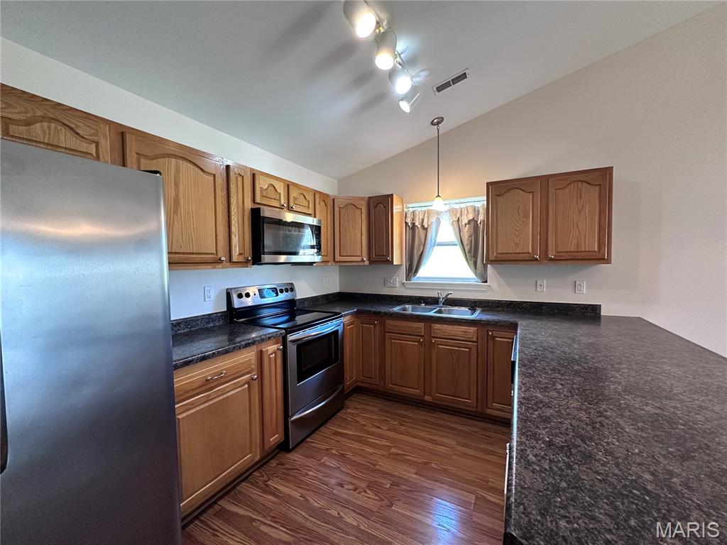 Homes for sale in Union, MO | 201 Hawk Nest Ct, Union, MO 63084 | MLS# MIS25043759