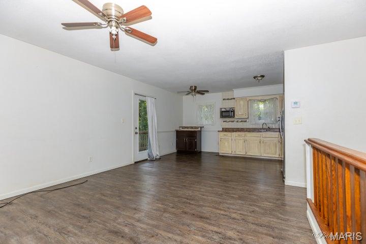 Homes for sale in Mountain View, MO | 916 Kansas St, Mountain View, MO 65548 | MLS# MIS25046174