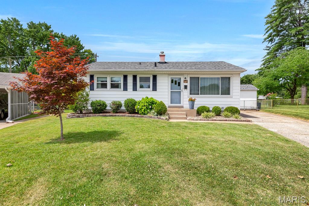 Homes for sale in Saint Charles, MO | 68 Barton Pl, Saint Charles, MO 63301 | MLS# MIS25046464