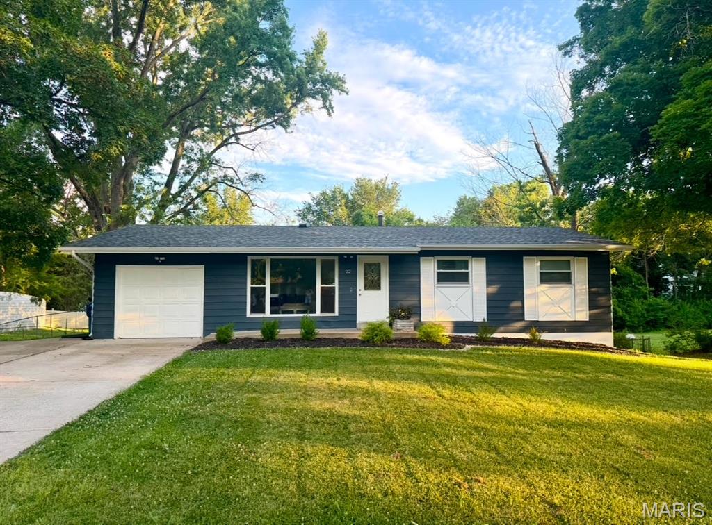 Homes for sale in O'fallon, MO | 22 Doris Ave, O'fallon, MO 63368 | MLS# MIS25046753