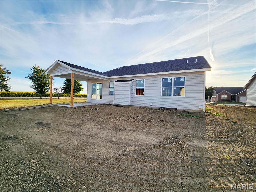 Homes for sale in Mascoutah, IL | 847 Topaz Ct, Mascoutah, IL 62258 | MLS# MIS25049127