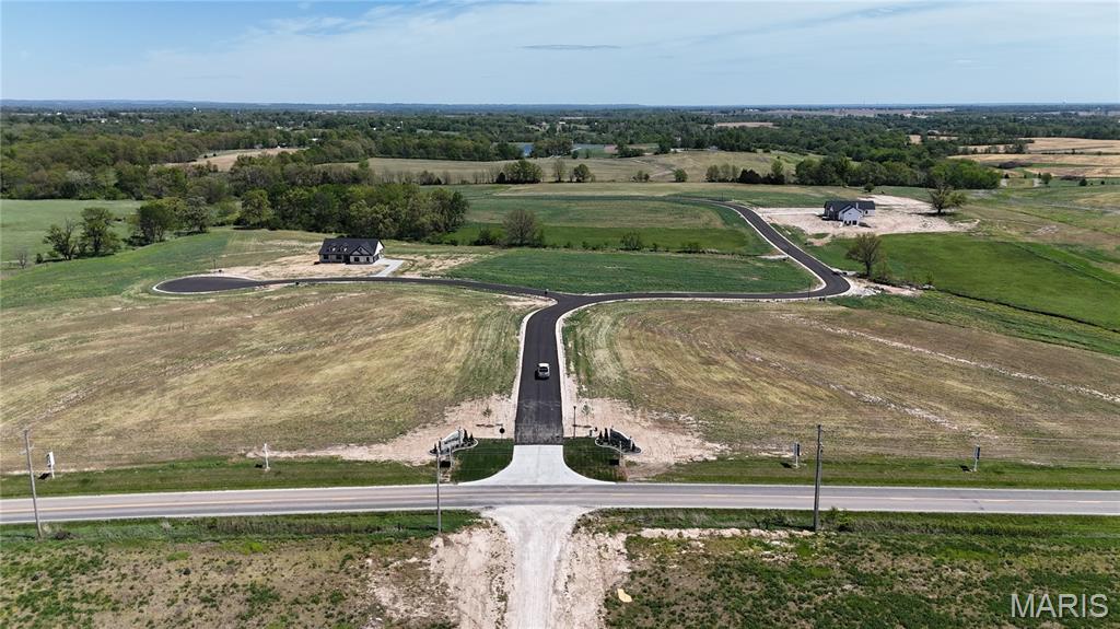 Homes for sale in Old Monroe, MO | 220 Autumn Hallow Ct, Old Monroe, MO 63369 | MLS# MIS25050240