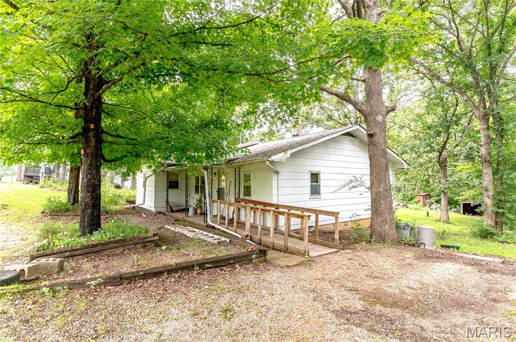 Homes for sale in Saint James, MO | 15472 County Road 1050, Saint James, MO 65559 | MLS# MIS25050466