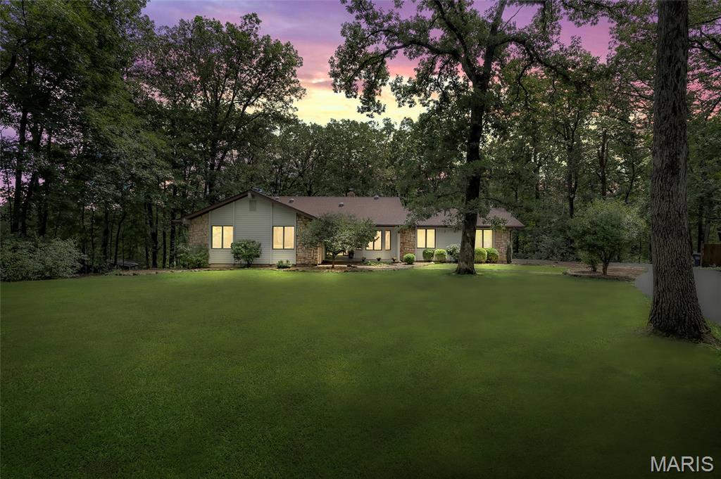 Homes for sale in Defiance, MO | 12 Hawk Forest Ct, Defiance, MO 63341 | MLS# MIS25050484