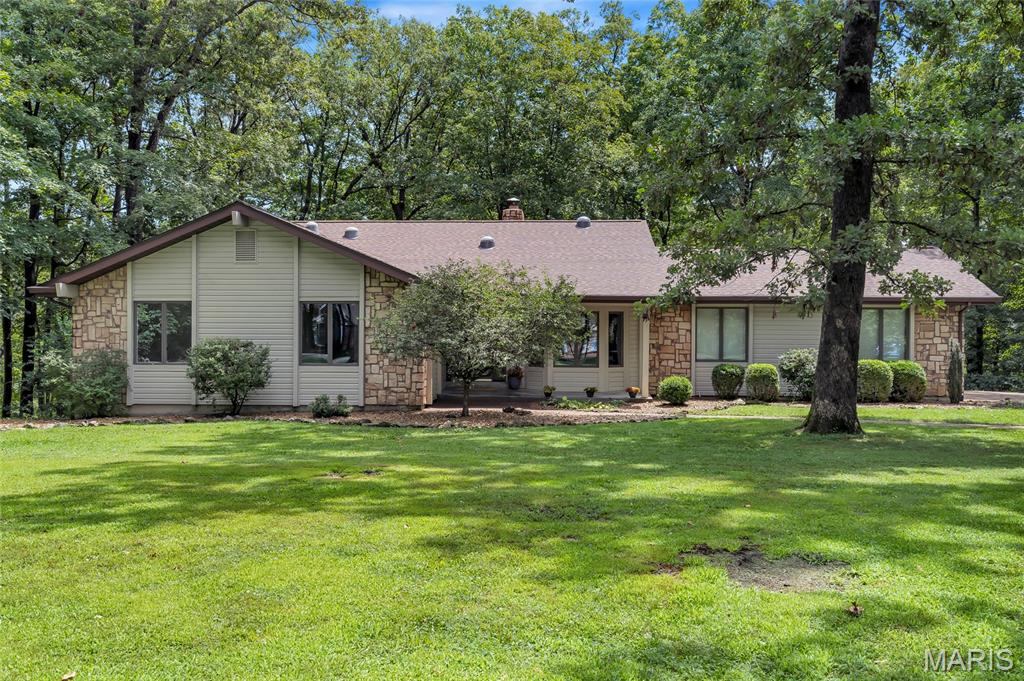 Homes for sale in Defiance, MO | 12 Hawk Forest Ct, Defiance, MO 63341 | MLS# MIS25050484