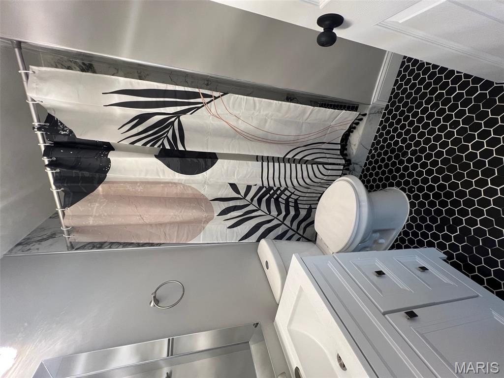 Homes for sale in Black Jack, MO | 2 Silverbrook Dr, Black Jack, MO 63033 | MLS# MIS25051612