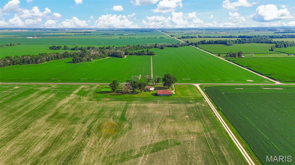 Homes for sale in Laddonia, MO | 36950 Hwy K, Laddonia, MO 63352 | MLS# MIS25051640