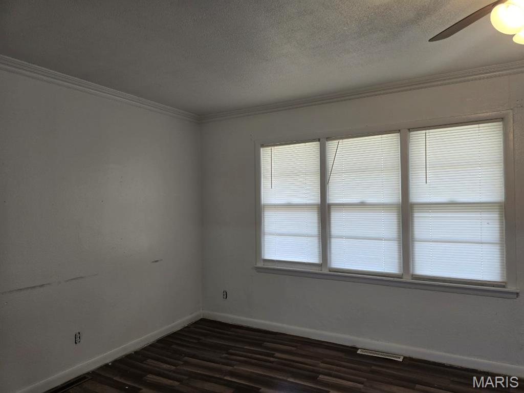 Homes for sale in Dexter, MO | 801 N Poplar St, Dexter, MO 63841 | MLS# MIS25054563