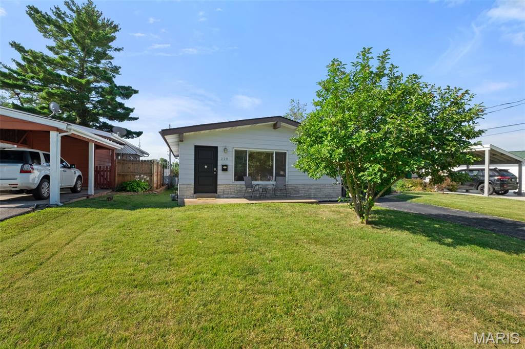 Homes for sale in Sunset Hills, MO | 228 Deane Ct, Sunset Hills, MO 63127 | MLS# MIS25054793