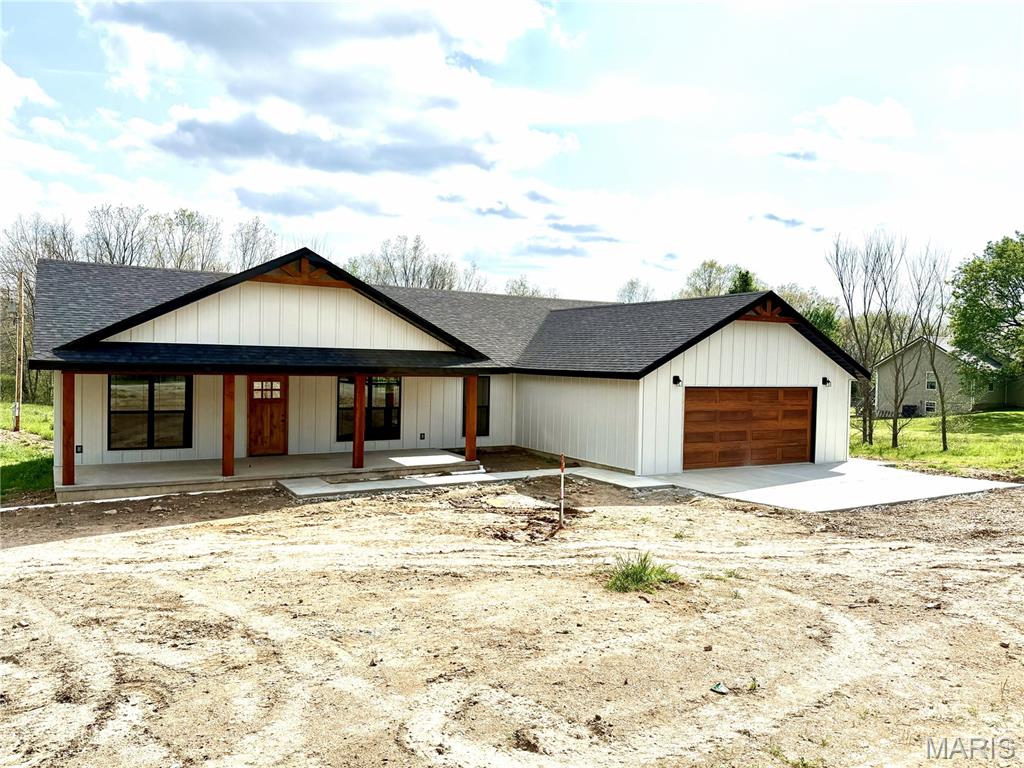 Homes for sale in Plato, MO | 10740 Hannah Lane, Plato, MO 65552 | MLS# MIS25057281