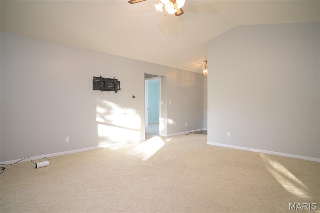 Homes for sale in Hillsboro, IL | 210 Lands End Rd, Hillsboro, IL 62049 | MLS# MIS25058339