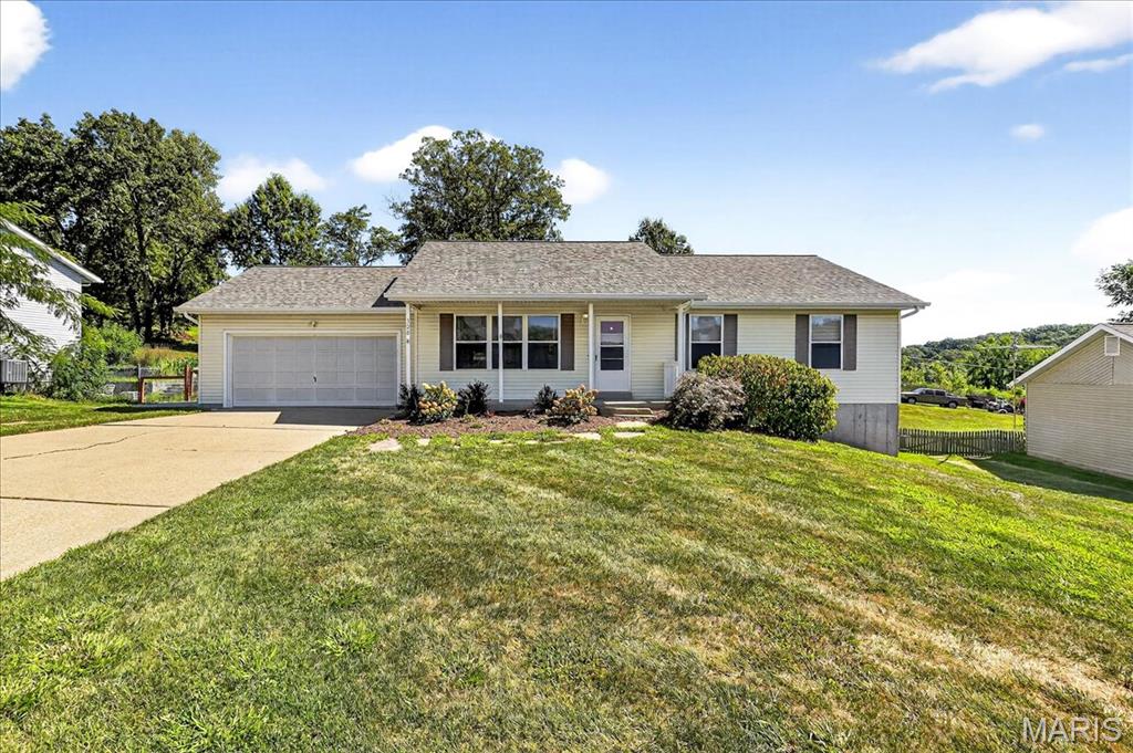 Homes for sale in Labadie, MO | 320 Meadow Crest Dr, Labadie, MO 63055 | MLS# MIS25058960