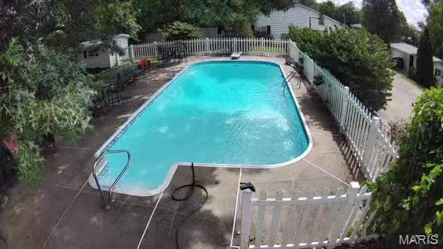 Homes for sale in Staunton, IL | 816 S Wood St, Staunton, IL 62088 | MLS# MIS25064478