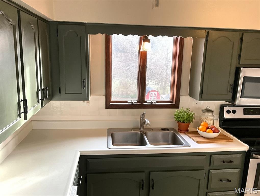 Homes for sale in Glen Carbon, IL | 24 Alta St, Glen Carbon, IL 62034 | MLS# MIS25065806