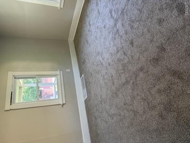 4th image of 9934 Valley Dr, St Louis, MO 63137 | MLS# MIS25066361