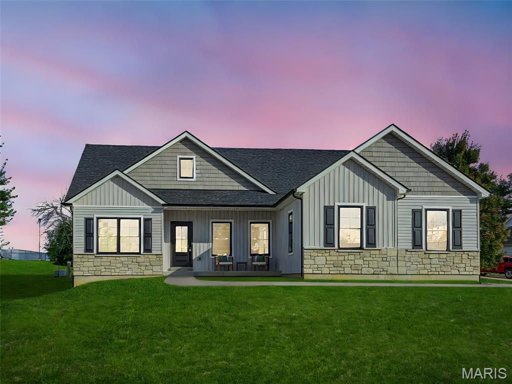 Homes for sale in Warrenton, MO | 453 Chantilly Ct, Warrenton, MO 63383 | MLS# MIS25068192