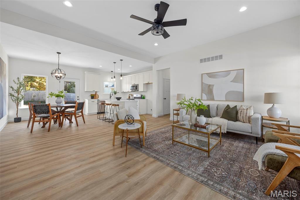 Homes for sale in Warrenton, MO | 453 Chantilly Ct, Warrenton, MO 63383 | MLS# MIS25068192