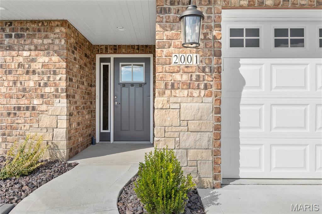 Homes for sale in Troy, IL | 2001 Serenade, Troy, IL 62294 | MLS# MIS25069902