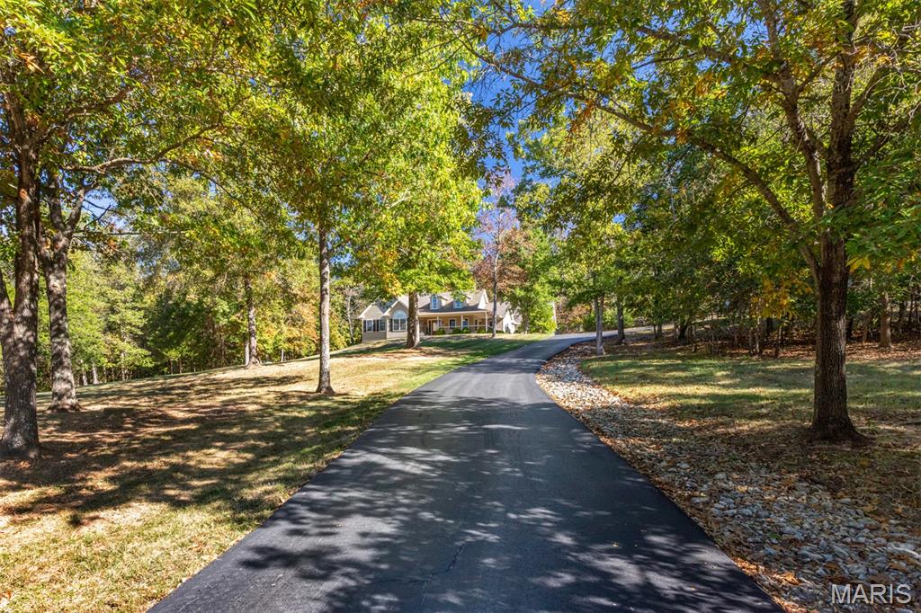 Homes for sale in Dittmer, MO | 4003 Canebrake Valley Dr, Dittmer, MO 63023 | MLS# MIS25071567