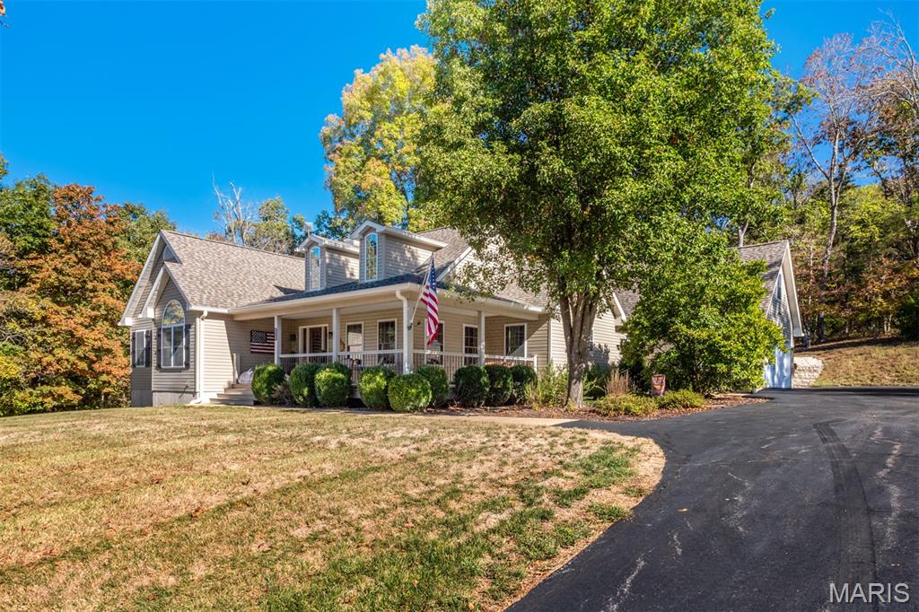 Homes for sale in Dittmer, MO | 4003 Canebrake Valley Dr, Dittmer, MO 63023 | MLS# MIS25071567