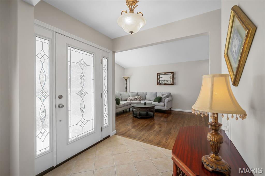 Homes for sale in Ballwin, MO | 822 822 Westwood Dr Dr, Ballwin, MO 63011 | MLS# MIS25072518